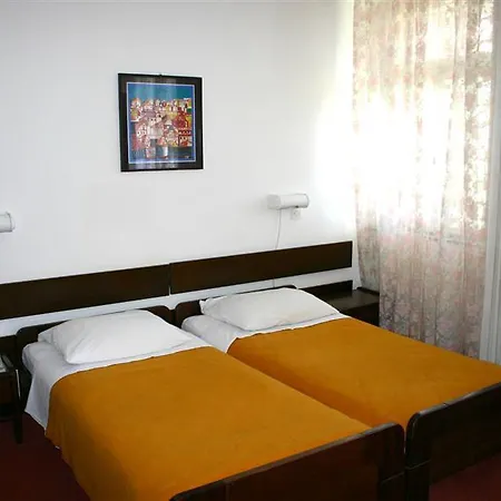 Otel Sumratin